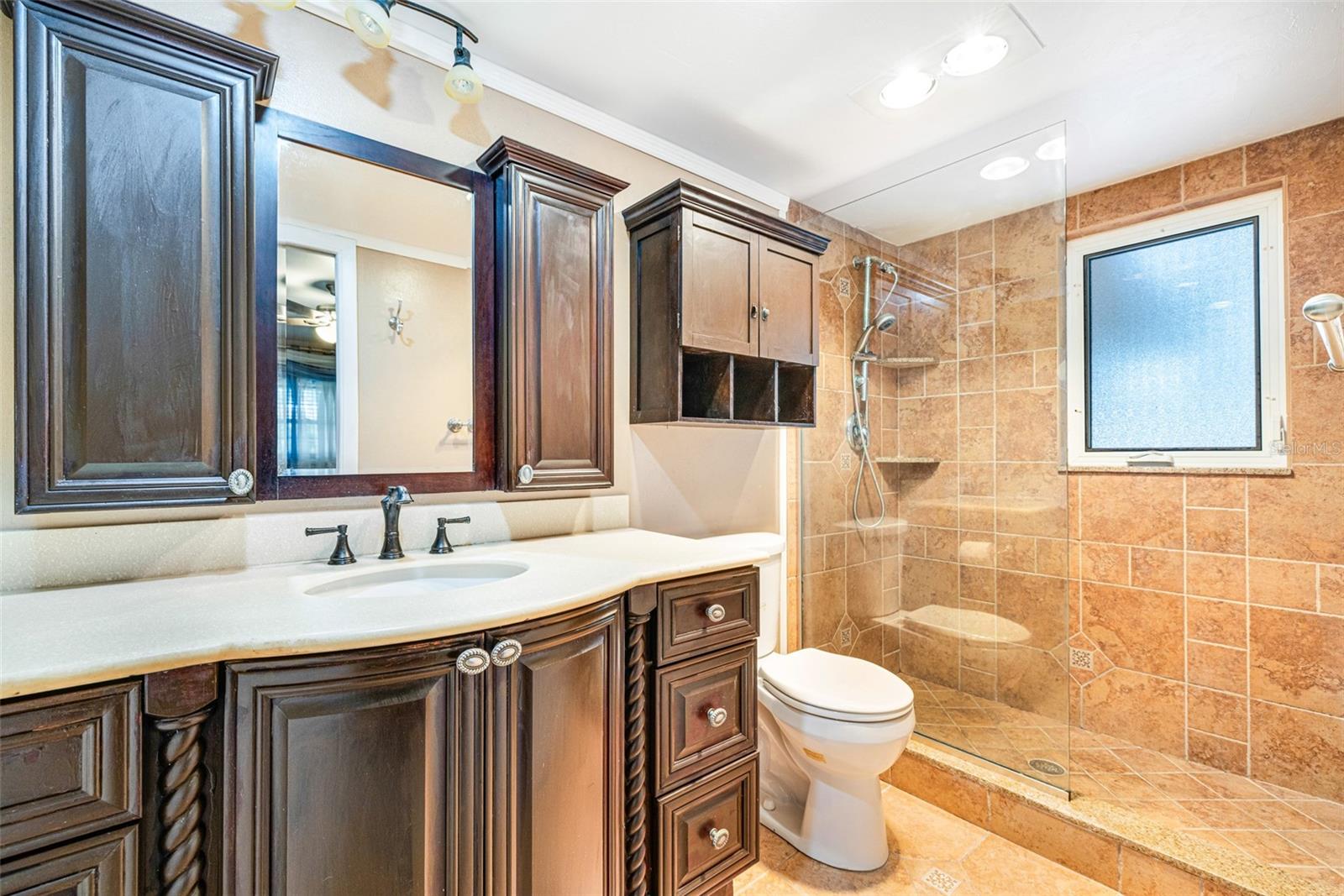 COLONIAL ACRES - Residential