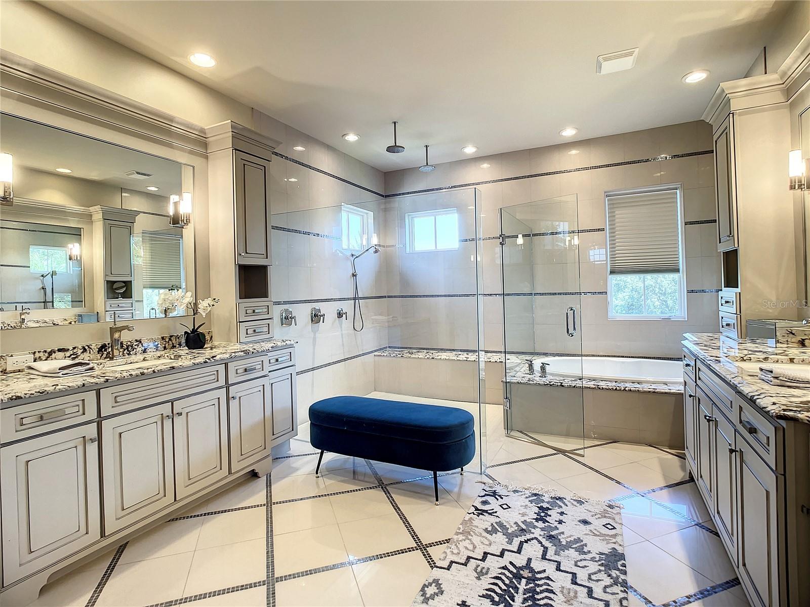 LAKE CLUB PH I - Residential