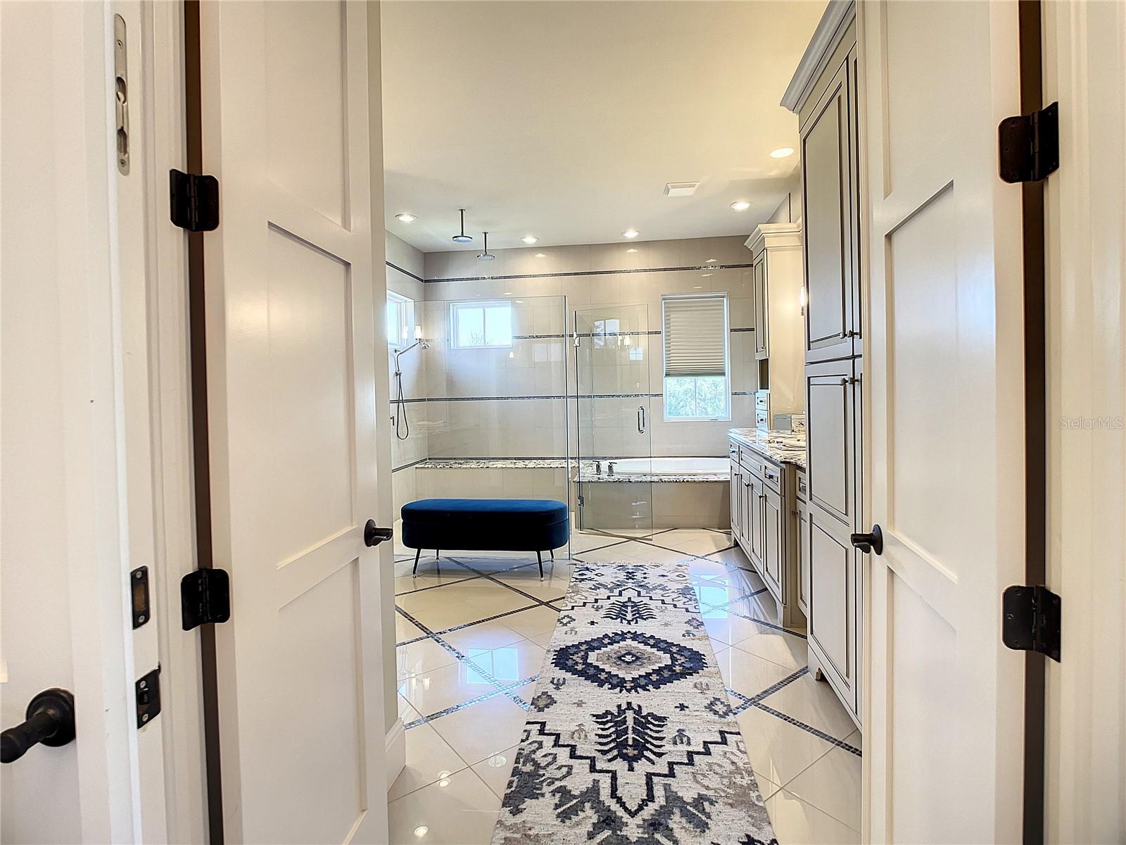 LAKE CLUB PH I - Residential