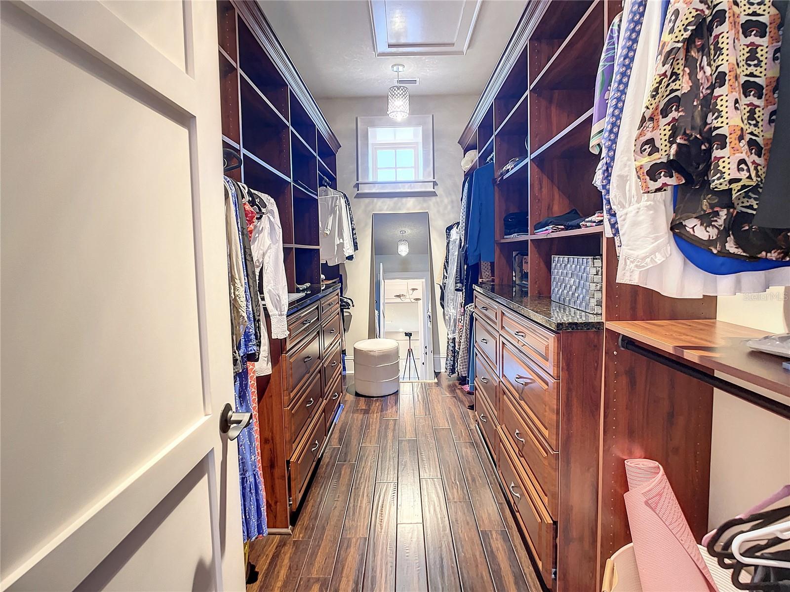 LAKE CLUB PH I - Residential