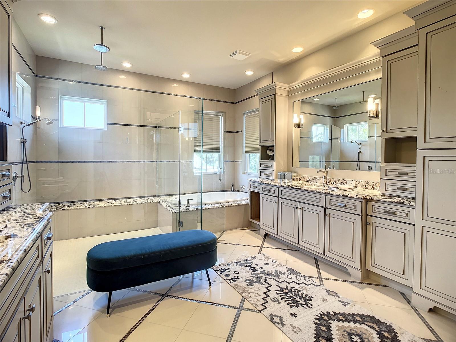 LAKE CLUB PH I - Residential