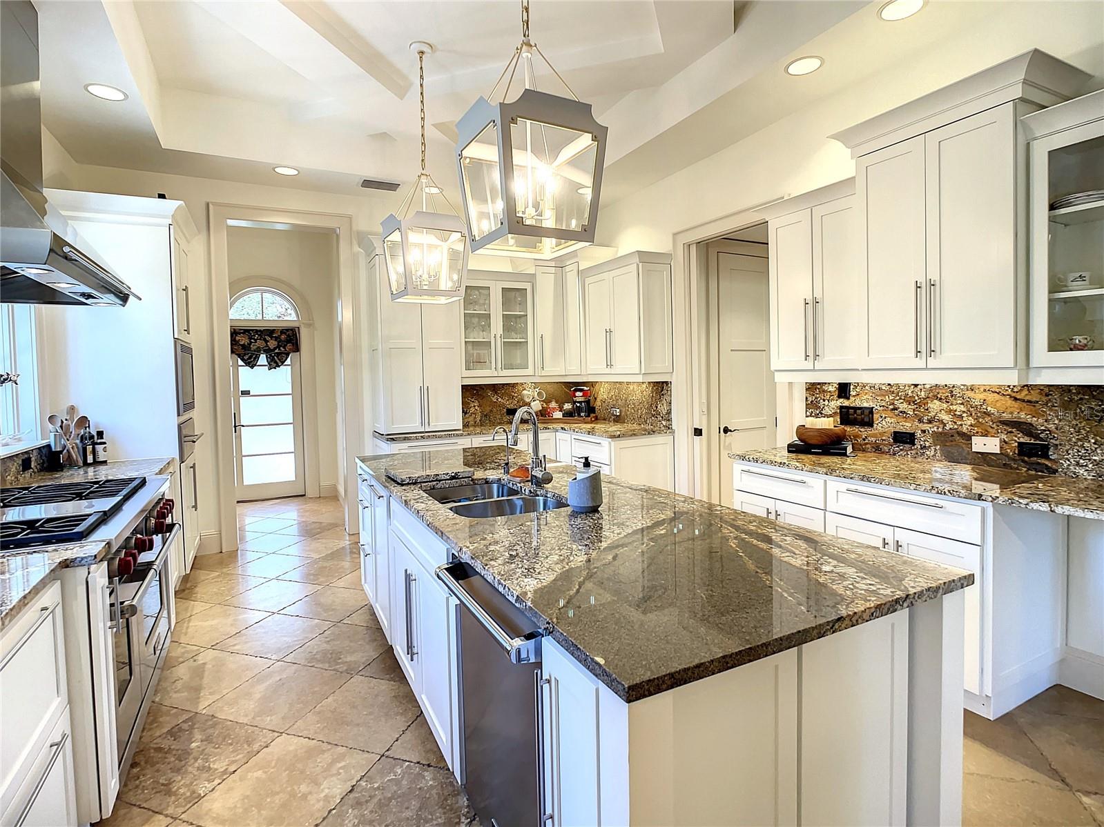 LAKE CLUB PH I - Residential