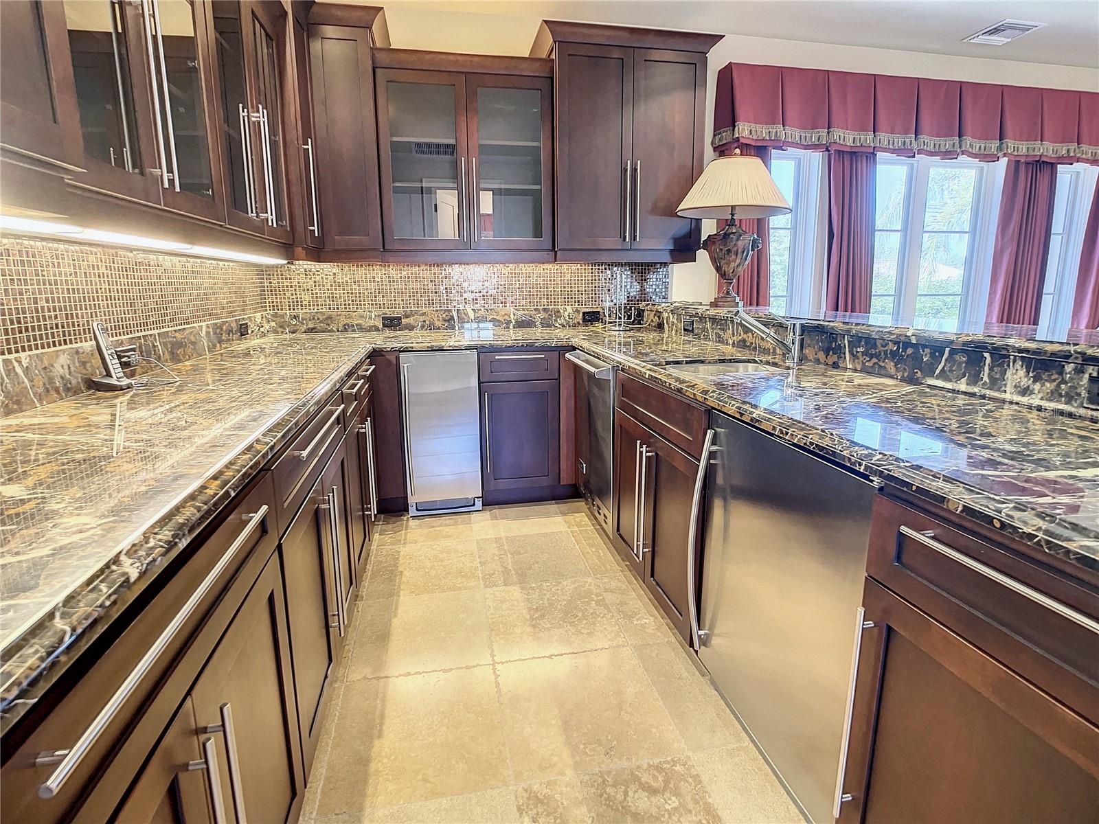 LAKE CLUB PH I - Residential