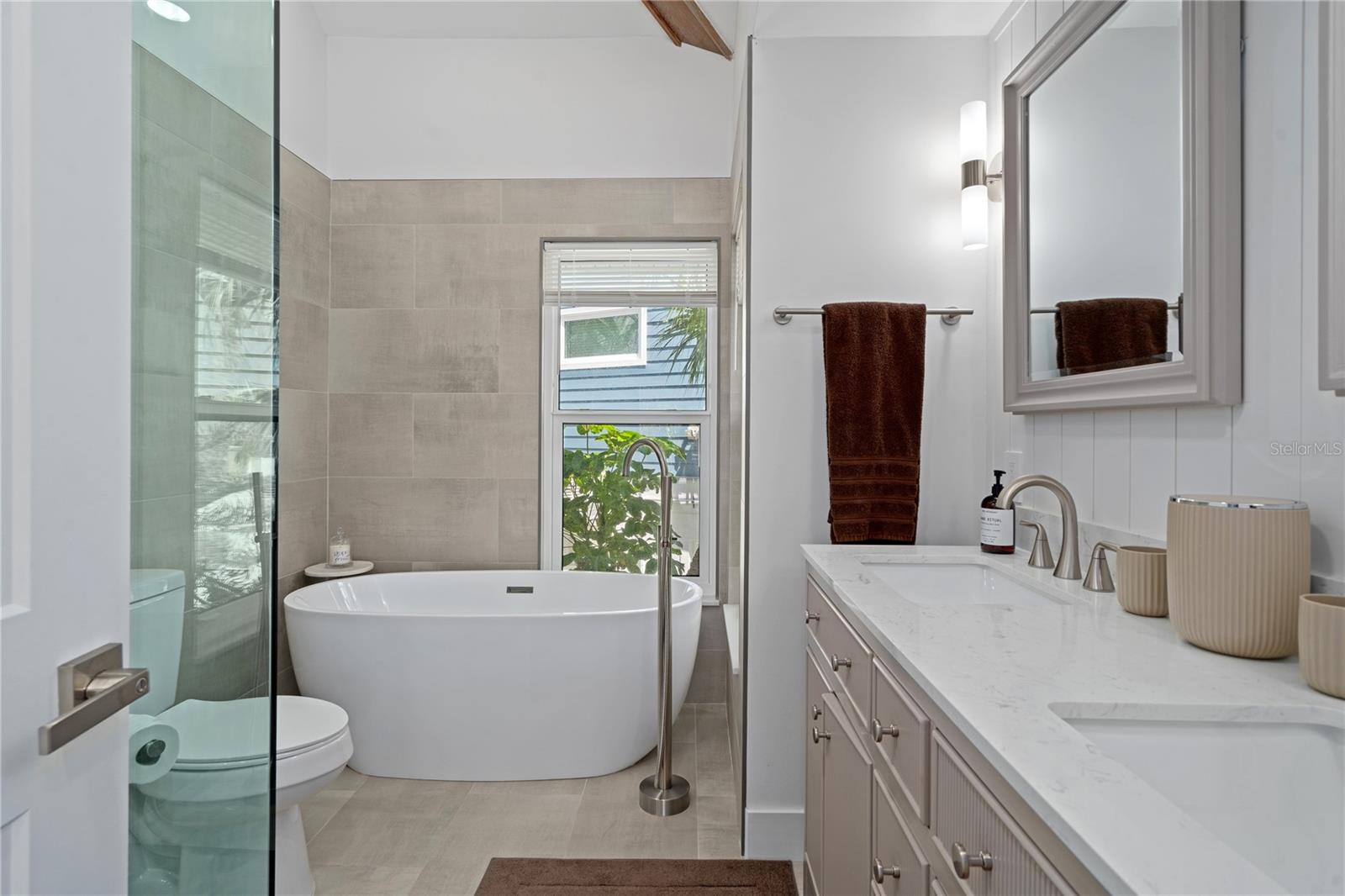 PUNTA VISTA BENNETT BEACH PT REP - Residential