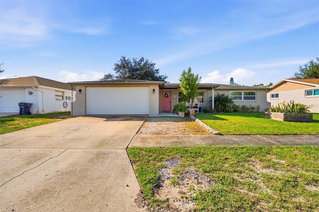 Photo of 6703 Ranchwood Loop, New Port Richey, FL 34653 (MLS # W7890535)