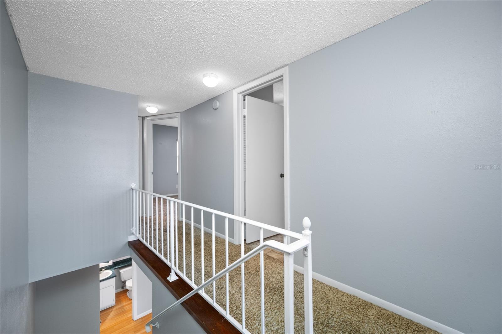 CAPRI LAGOONS CONDO - Residential