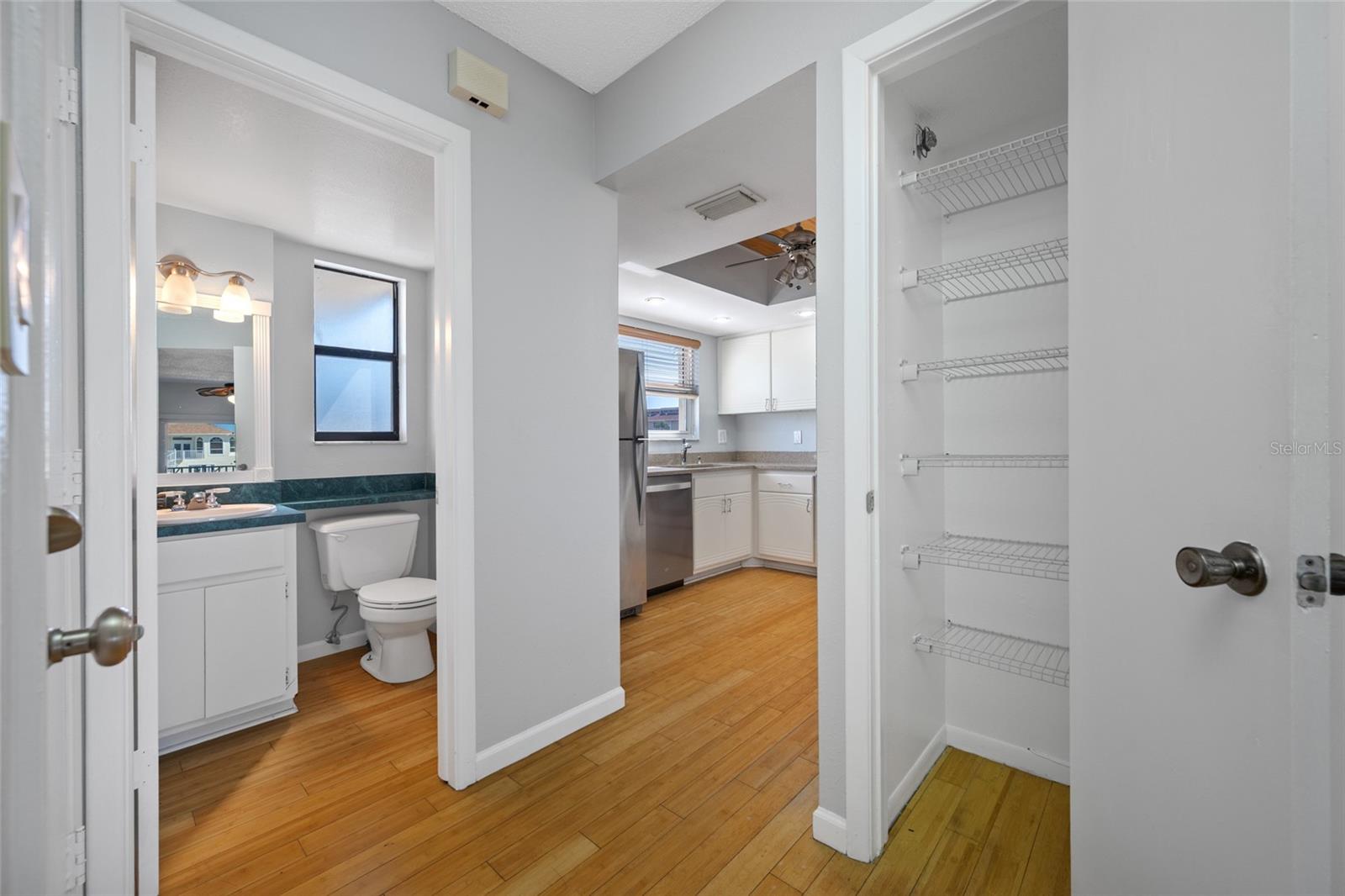 CAPRI LAGOONS CONDO - Residential