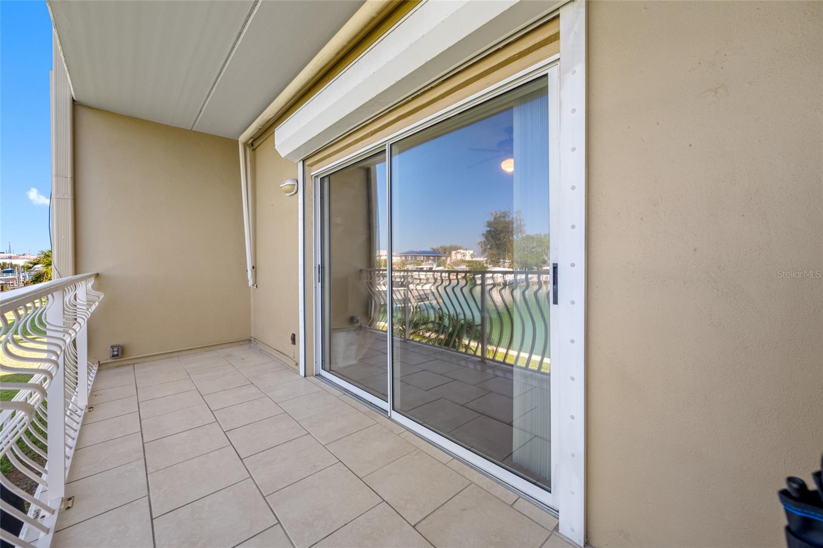 CAPRI LAGOONS CONDO - Residential