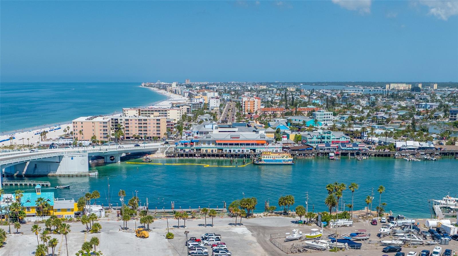 CAPRI LAGOONS CONDO - Residential