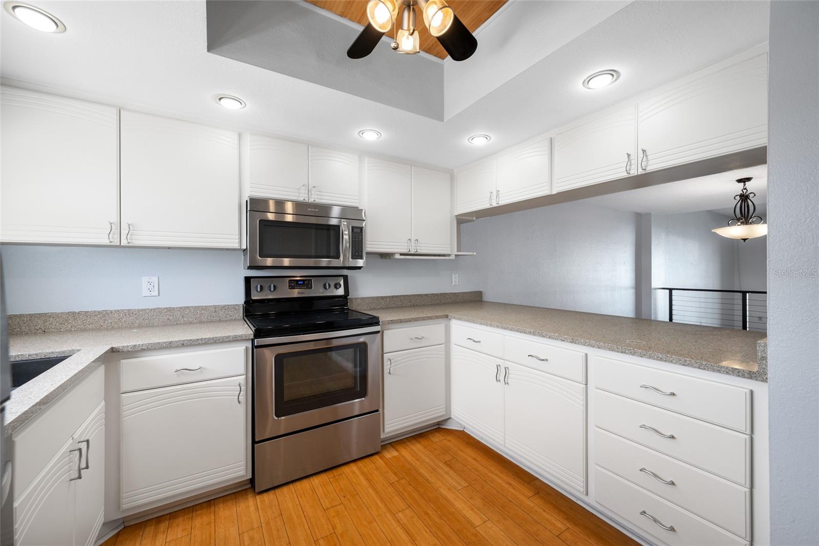CAPRI LAGOONS CONDO - Residential