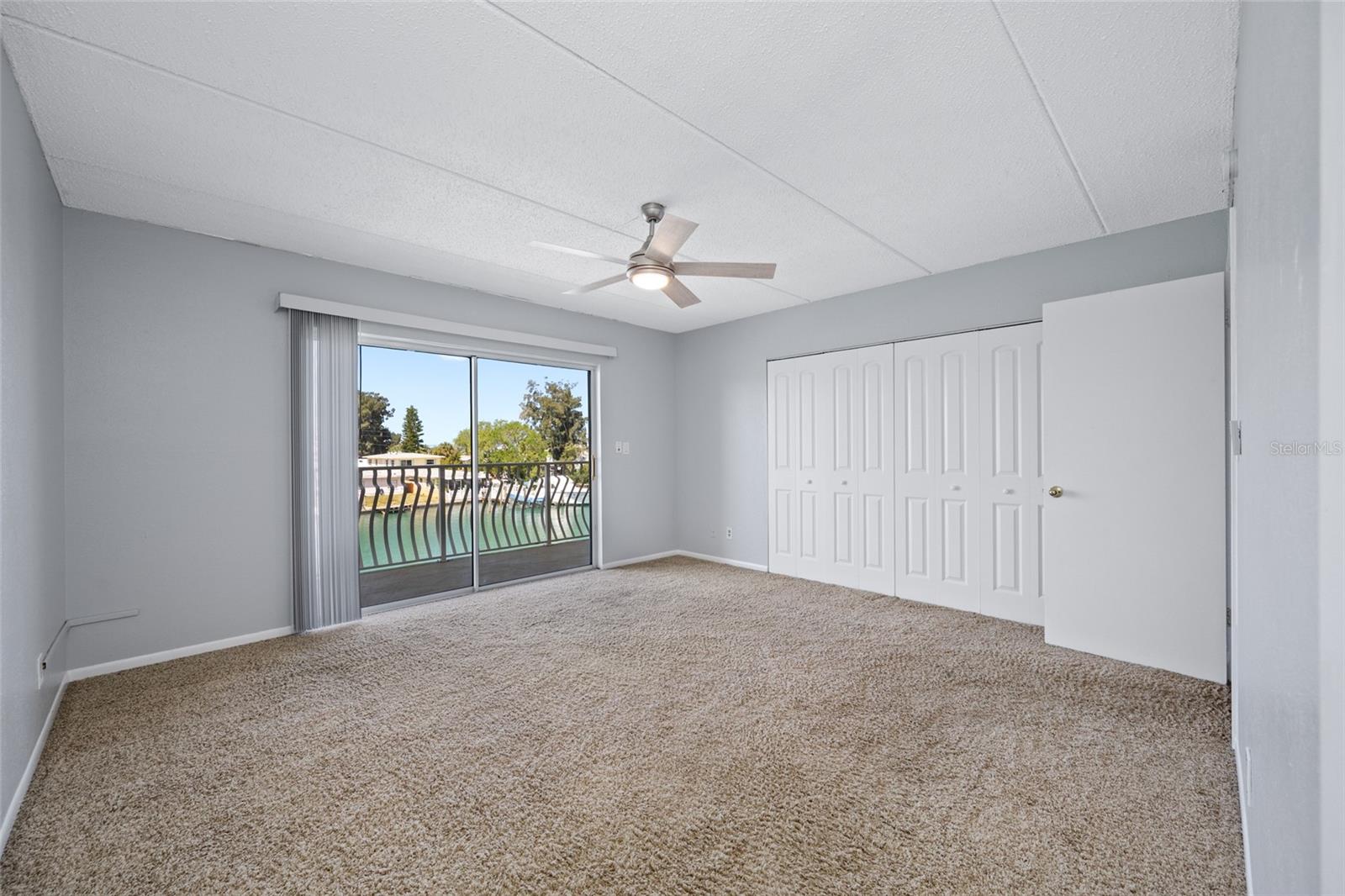 CAPRI LAGOONS CONDO - Residential