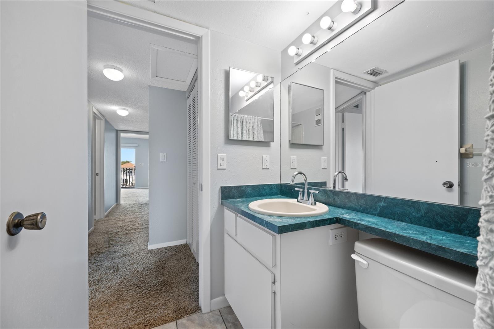 CAPRI LAGOONS CONDO - Residential
