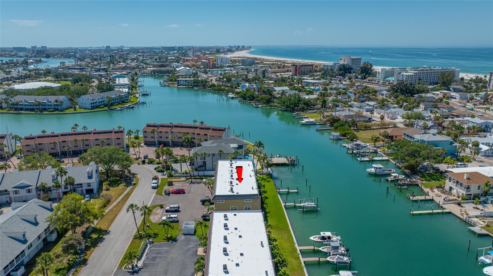 CAPRI LAGOONS CONDO - Residential
