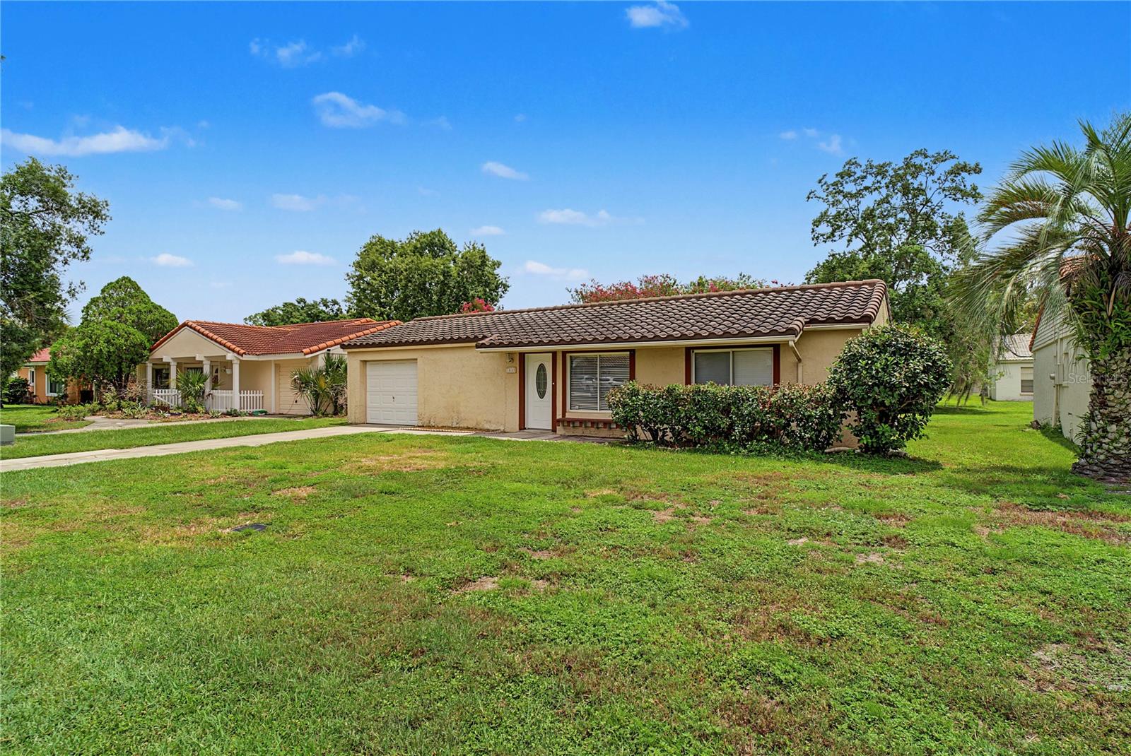 10145 BLUFF COURT