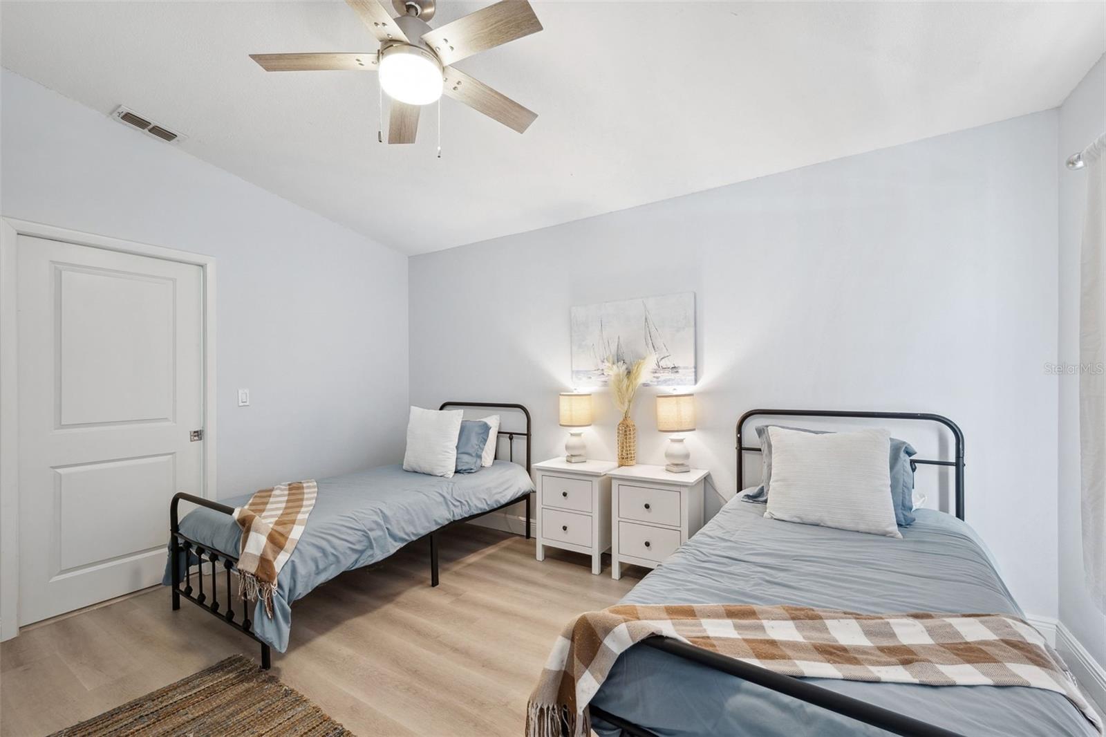 LUANA ISLES 1ST ADD - Residential