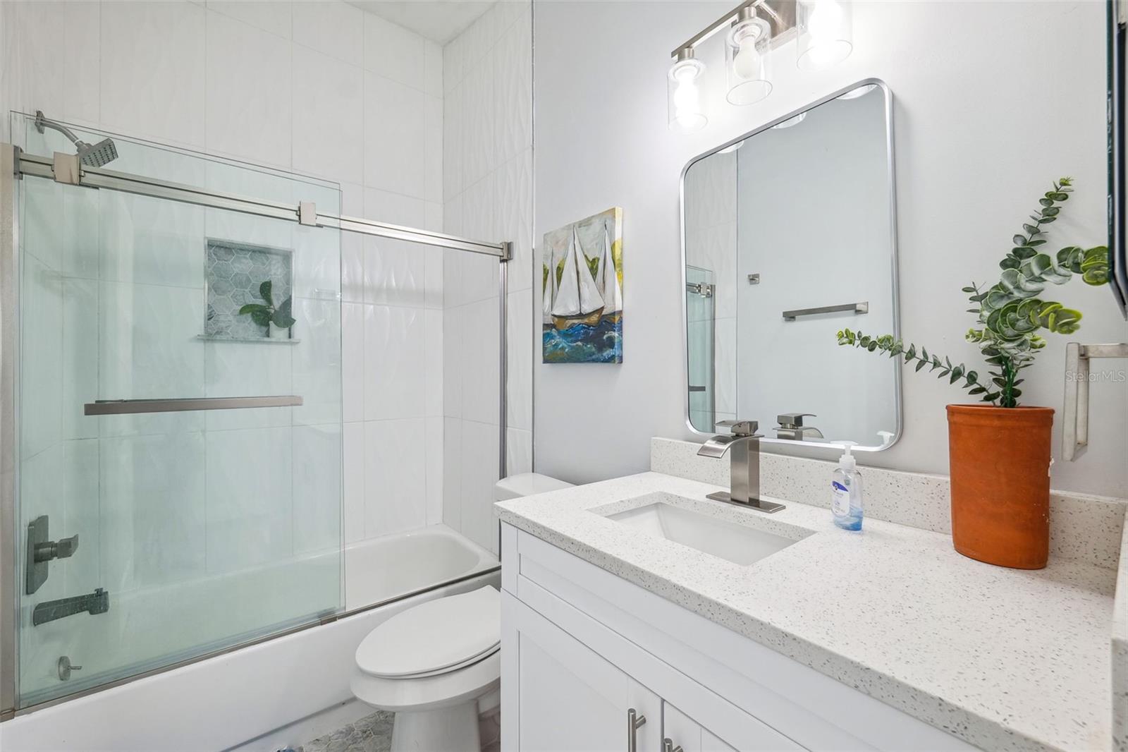 LUANA ISLES 1ST ADD - Residential