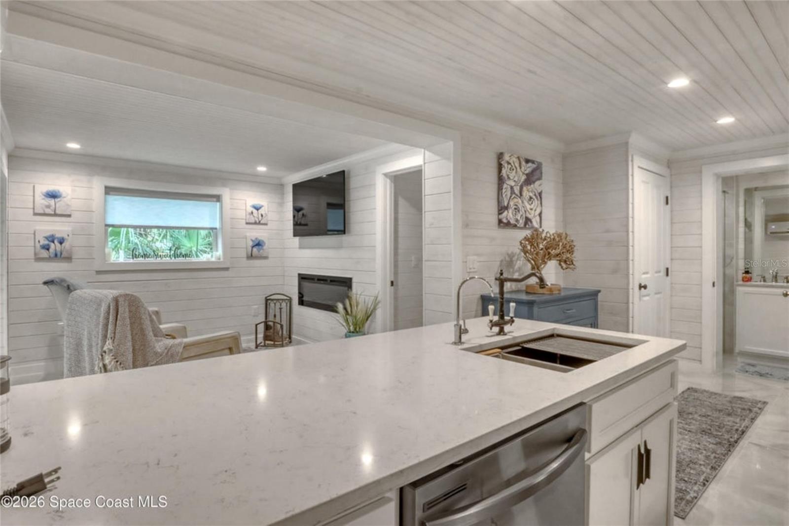 MANTONHURST SUBD - Residential