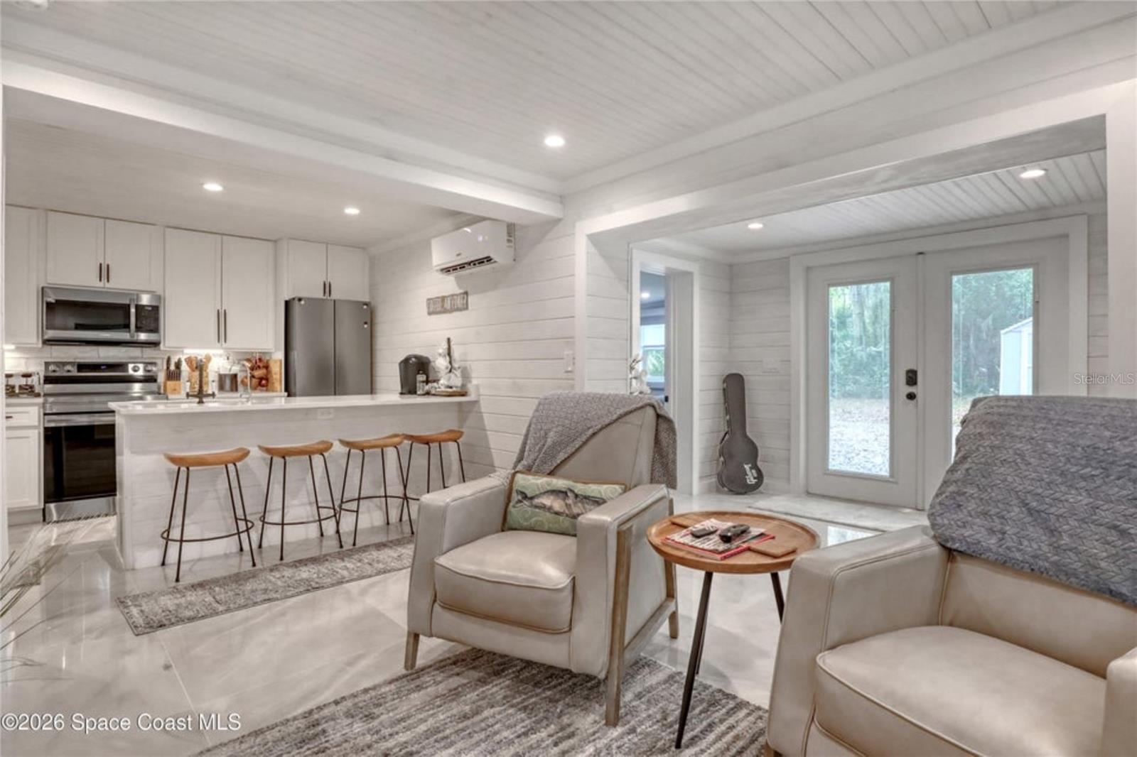 MANTONHURST SUBD - Residential