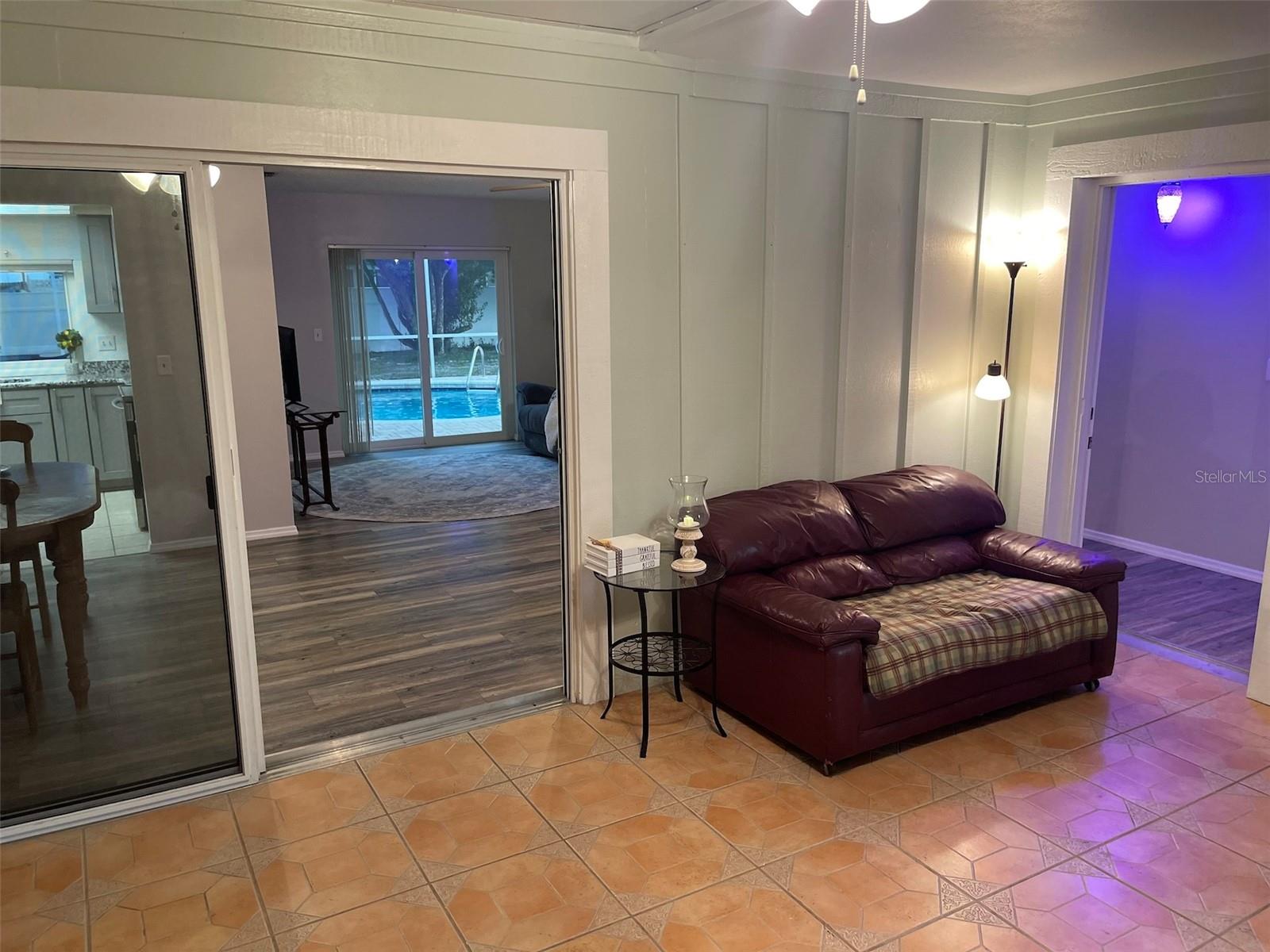 SPRING HILL - Residential