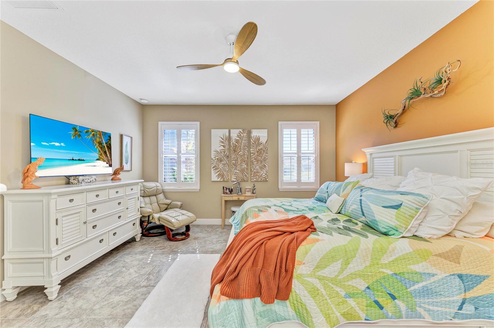 UNIVERSITY GROVES ESTATES RESERVE - Residential