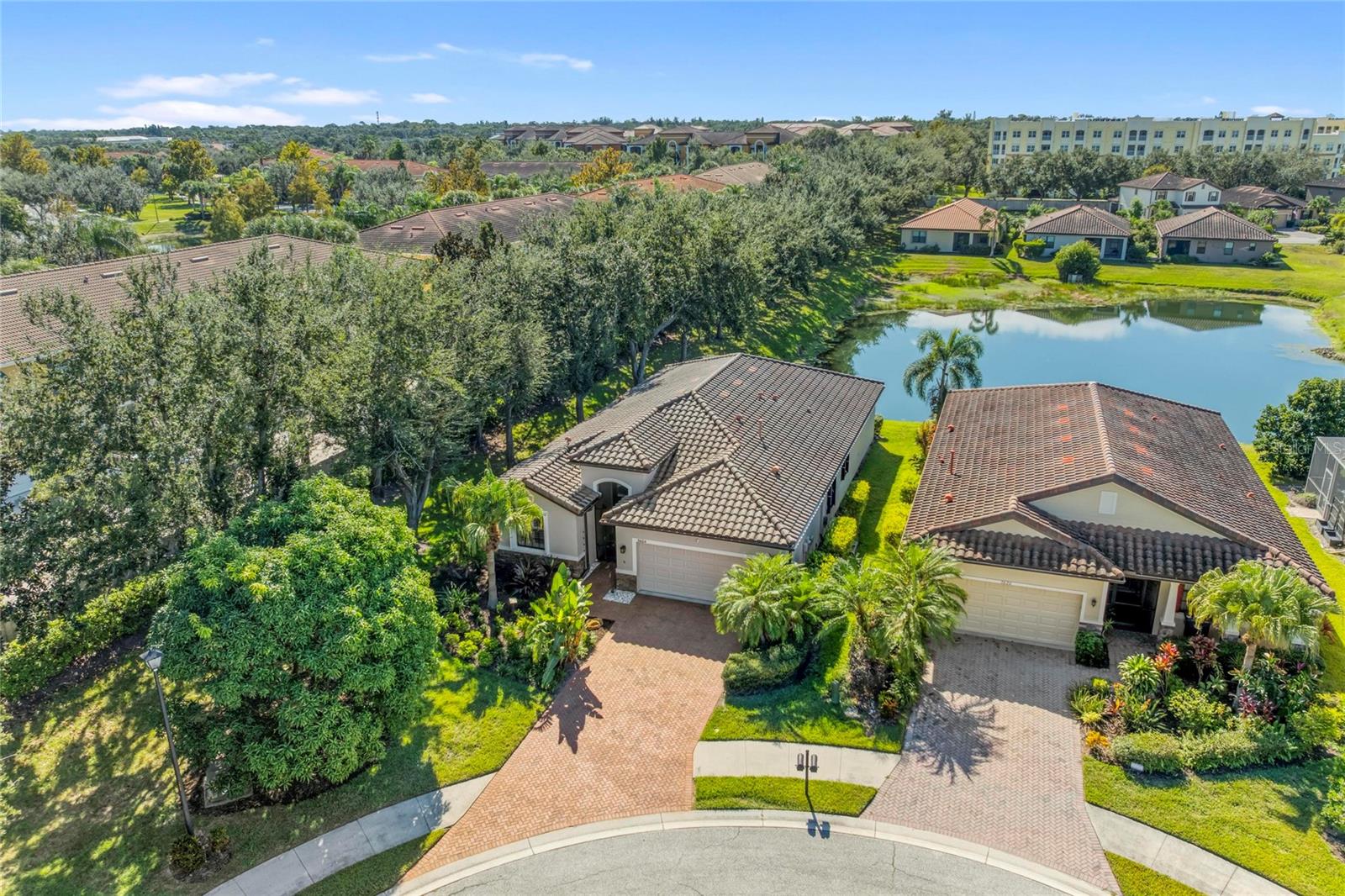 UNIVERSITY GROVES ESTATES RESERVE - Residential