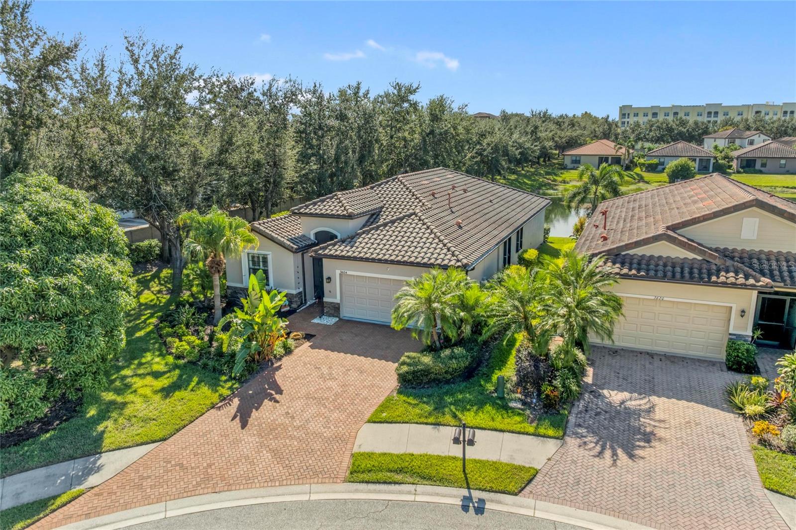 UNIVERSITY GROVES ESTATES RESERVE - Residential