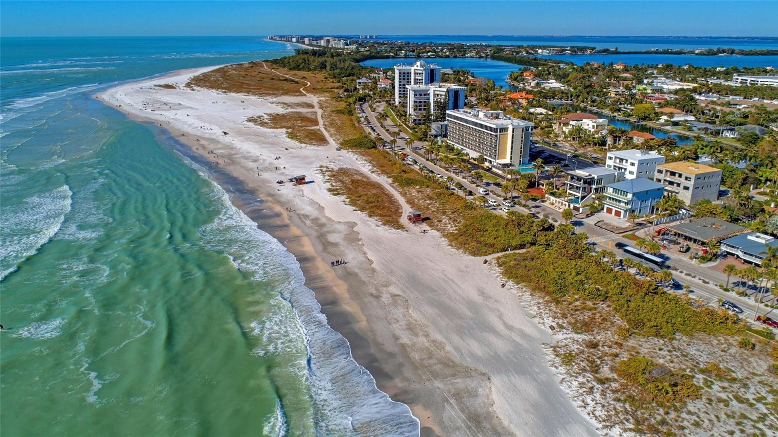 UNIVERSITY GROVES ESTATES RESERVE - Residential