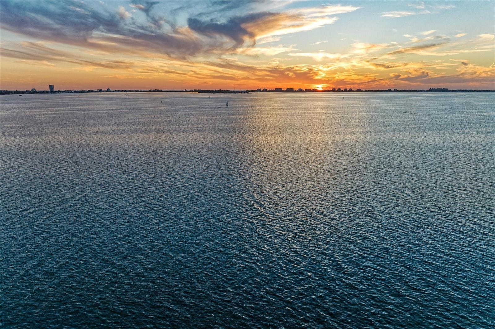 UNIVERSITY GROVES ESTATES RESERVE - Residential