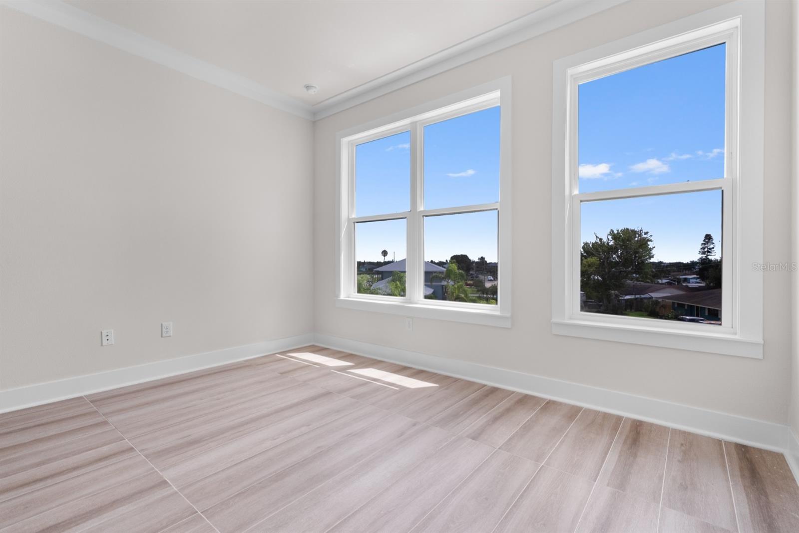 SADYNE SUNRISE TOWNHOMES - Residential