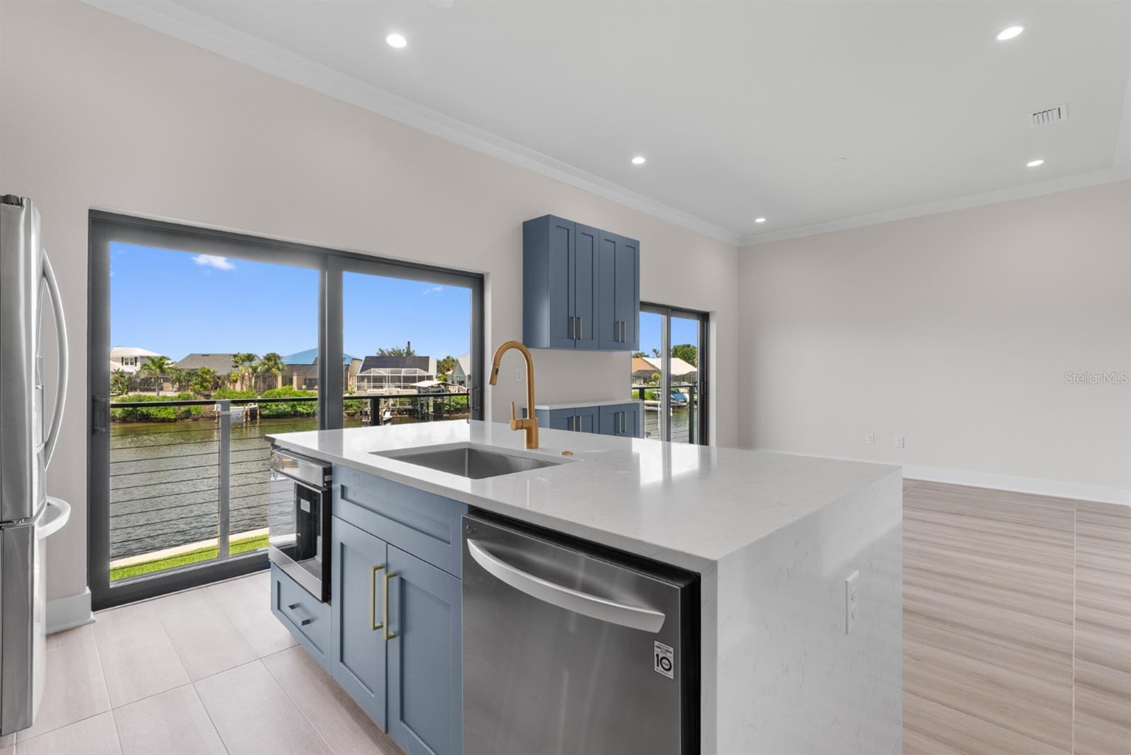 SADYNE SUNRISE TOWNHOMES - Residential