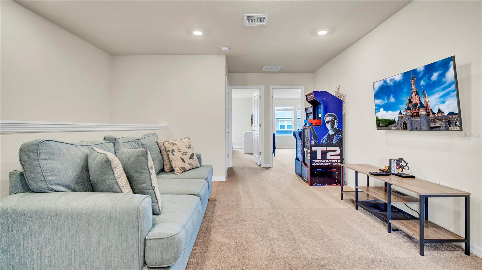 WINDSOR ISLAND RESIDENCE PH 2B - Residential Lease