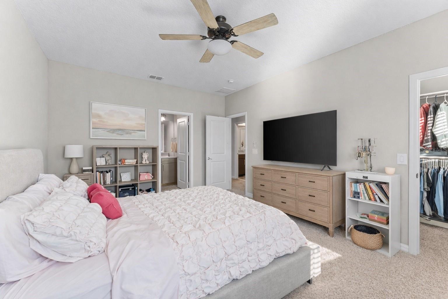 WEST LAKE HANCOCK ESTATES - Residential