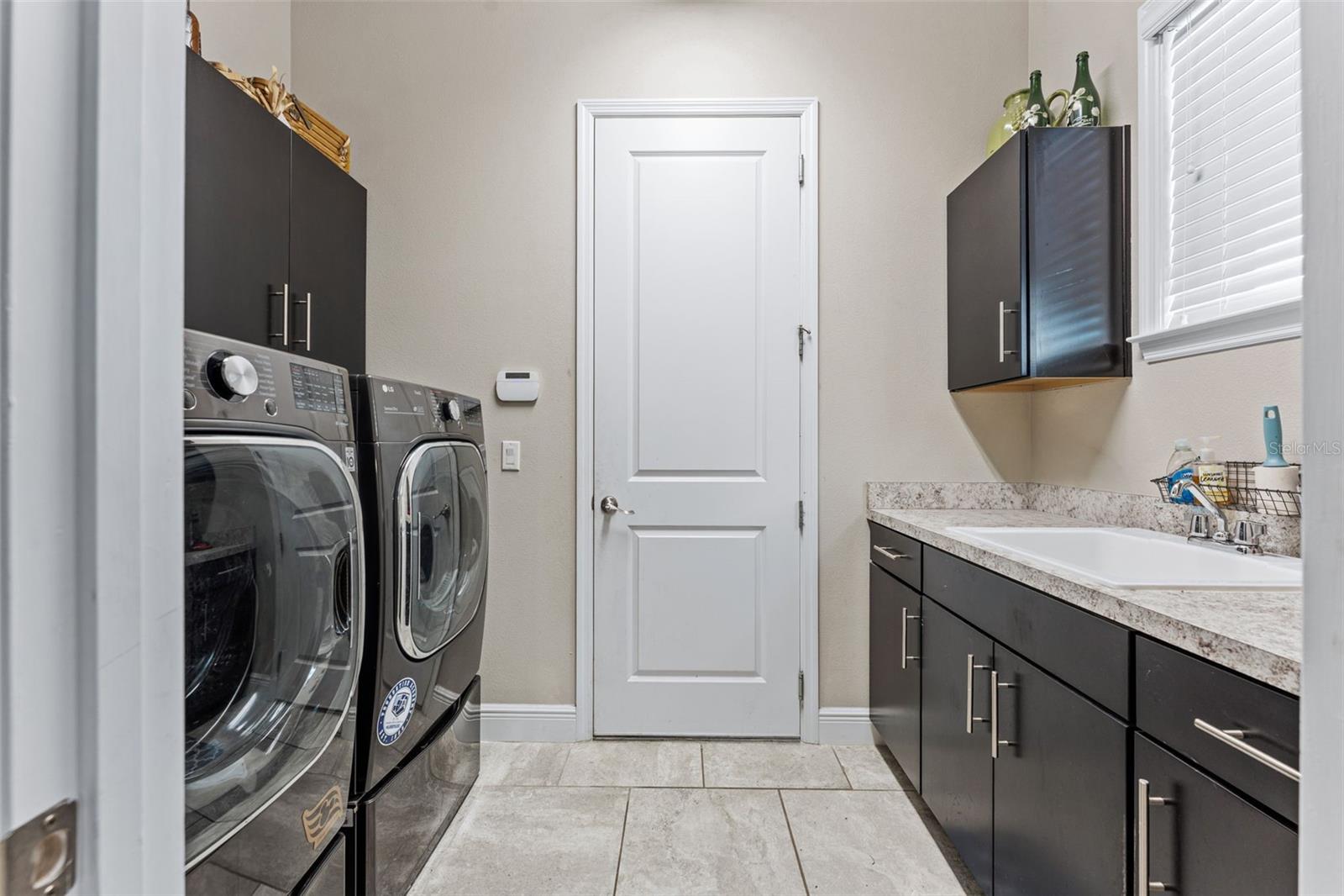 WEST LAKE HANCOCK ESTATES - Residential