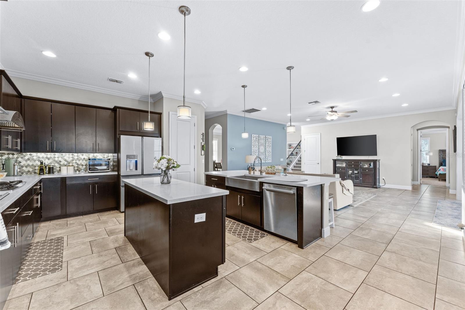 WEST LAKE HANCOCK ESTATES - Residential