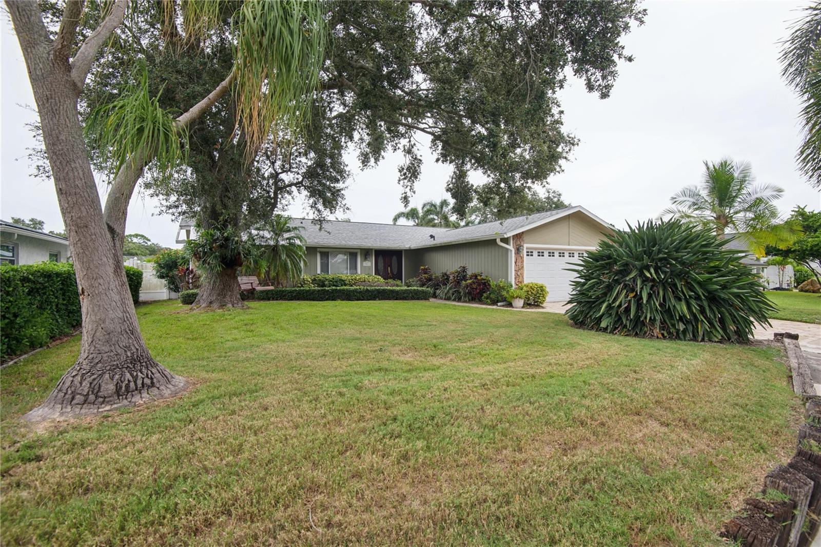 13511 RUSTIC PINES BOULEVARD S