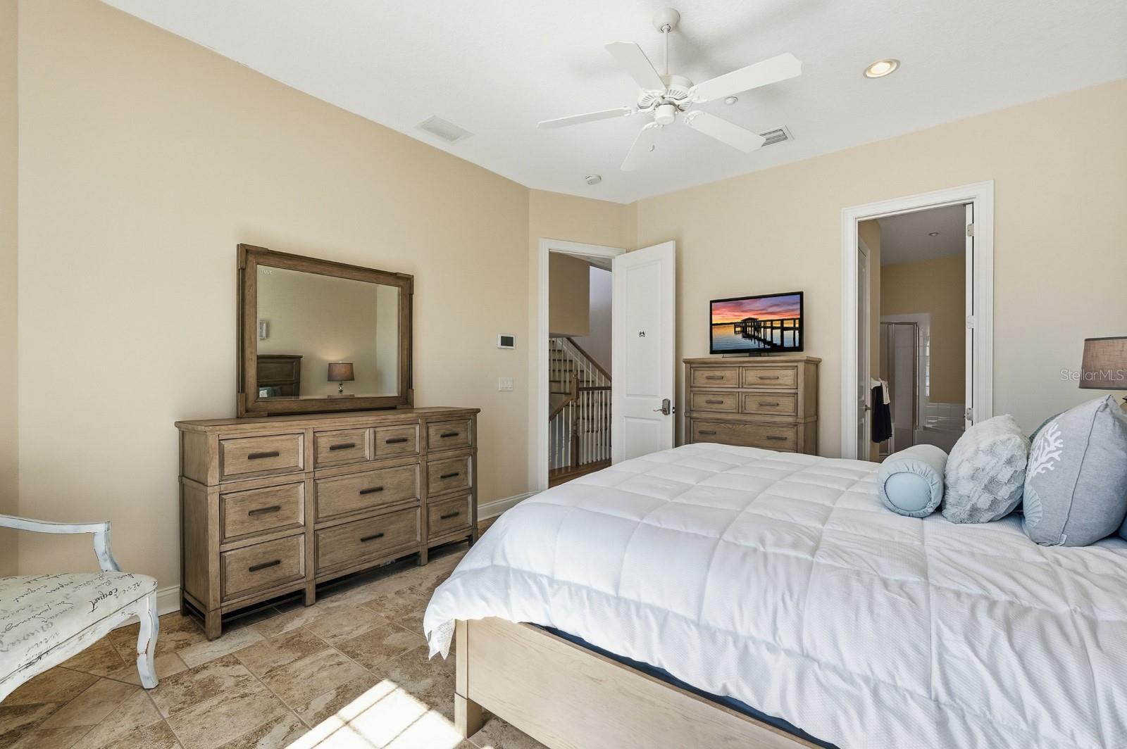 NORTHSHORE 4 - Residential