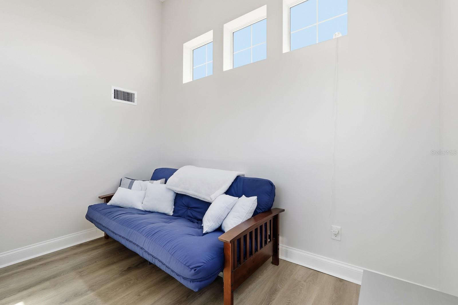 NORTHSHORE 4 - Residential