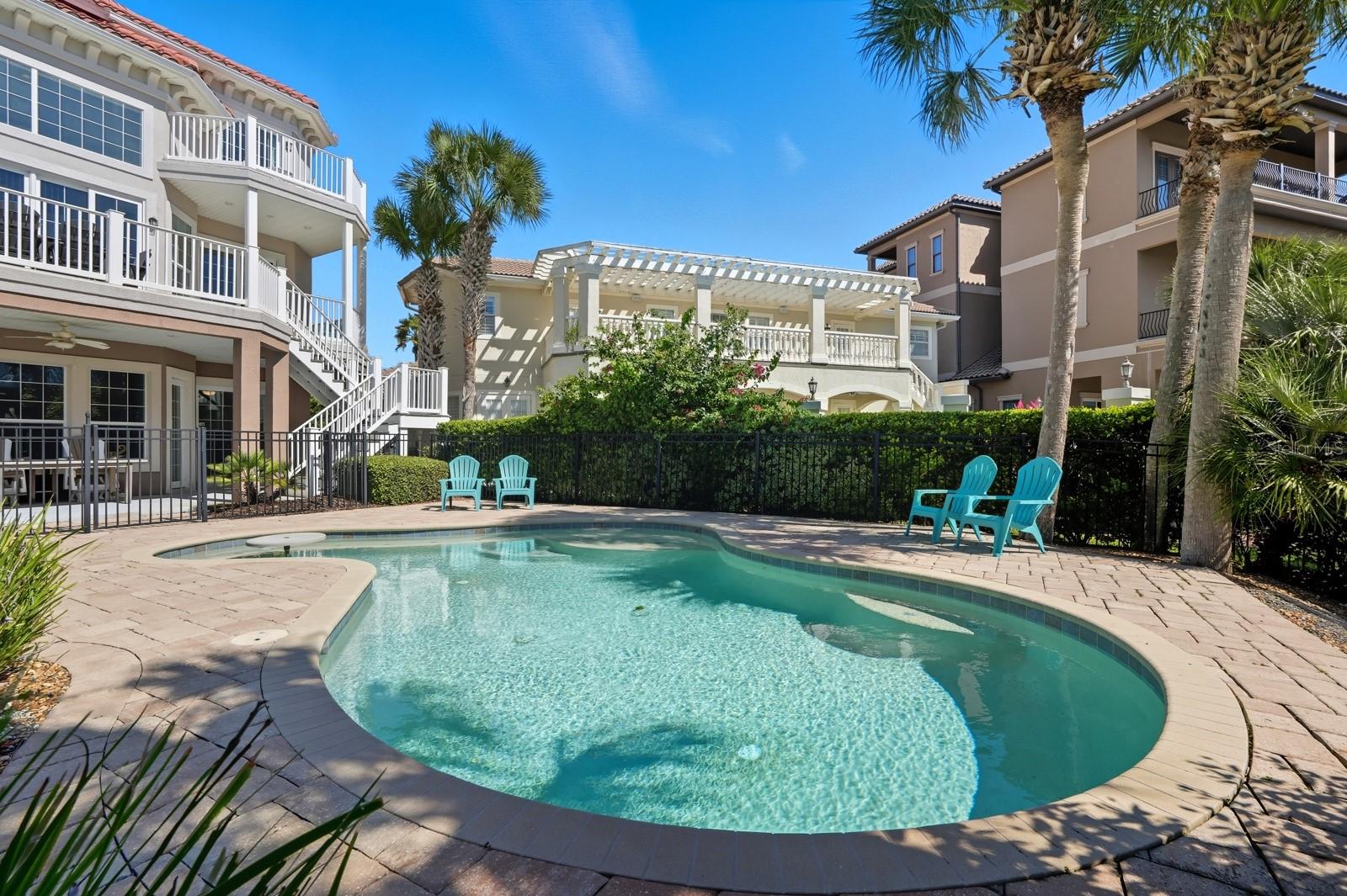 NORTHSHORE 4 - Residential