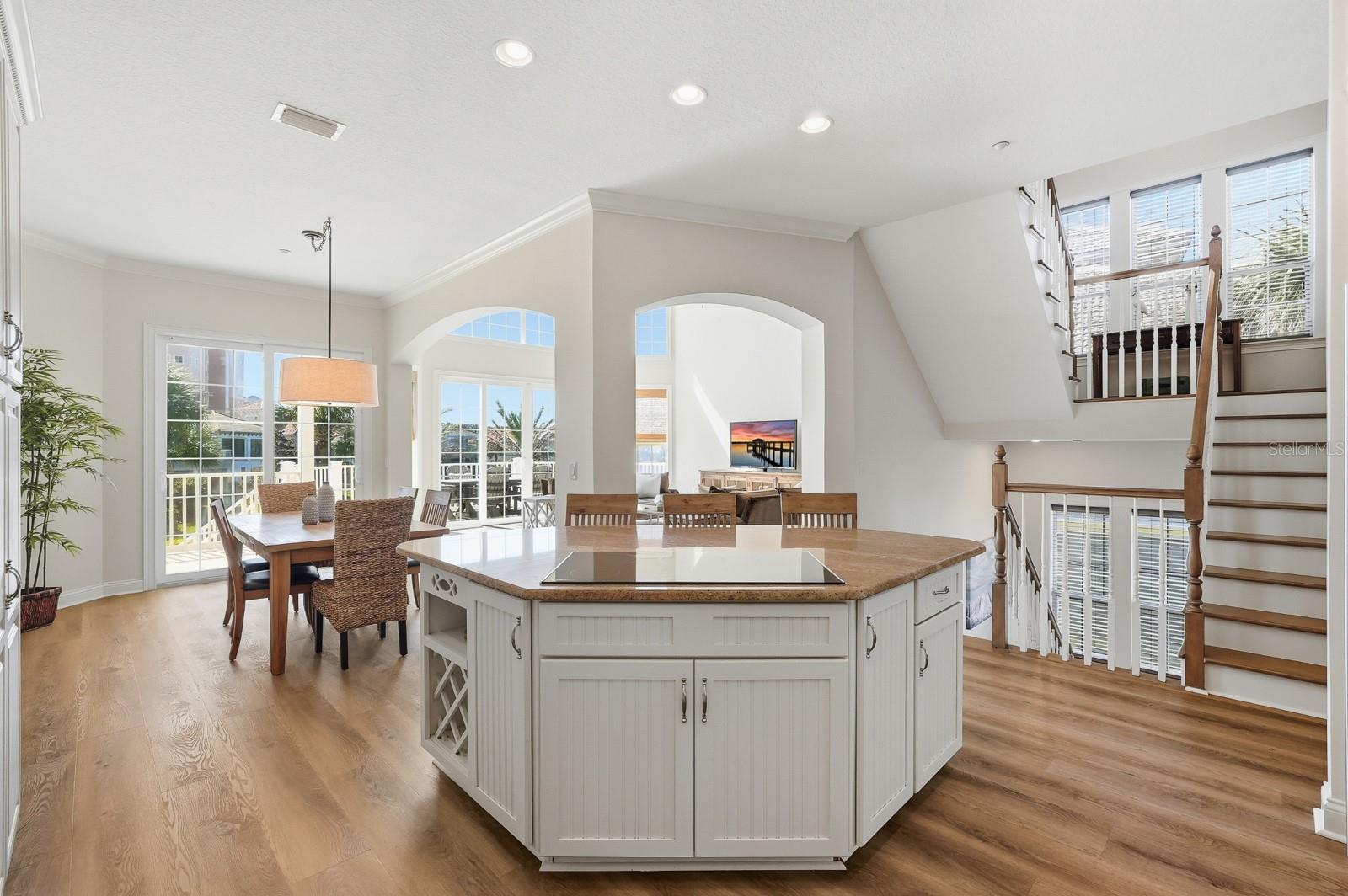 NORTHSHORE 4 - Residential