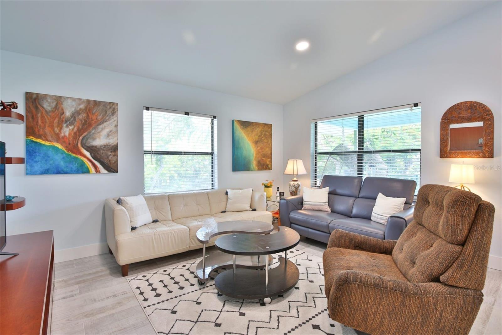 LUANA ISLES - Residential