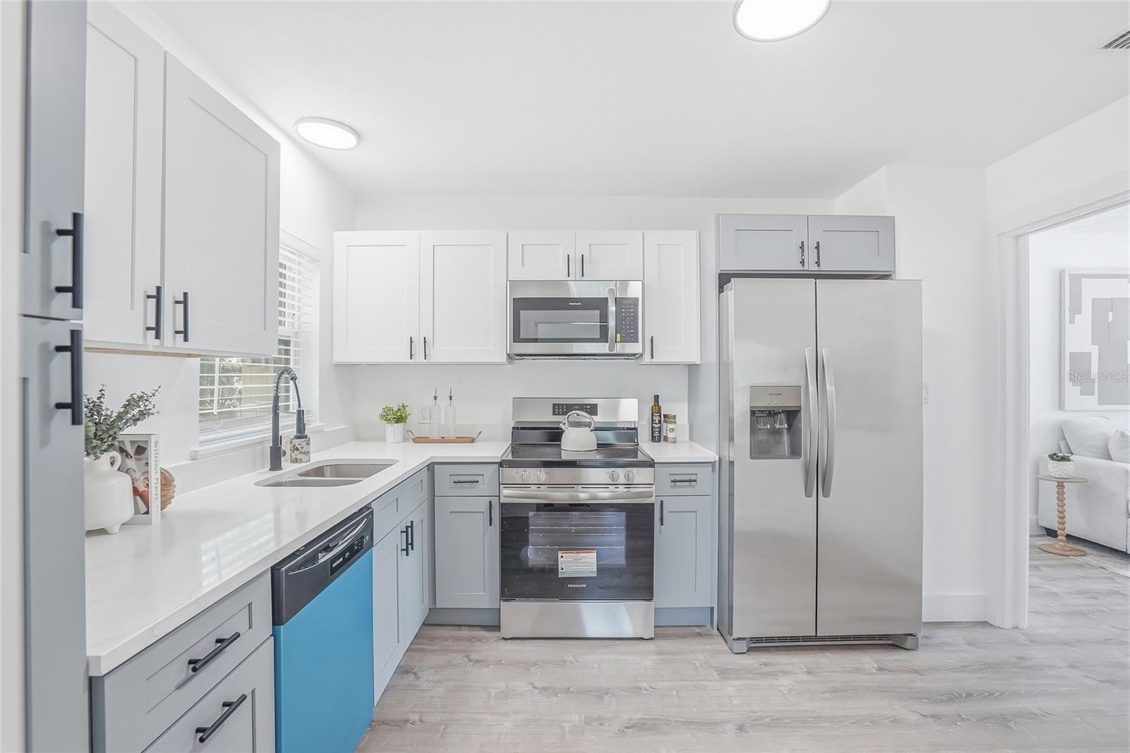 BOARDMAN & GOETZ OF DAVISTA - Residential