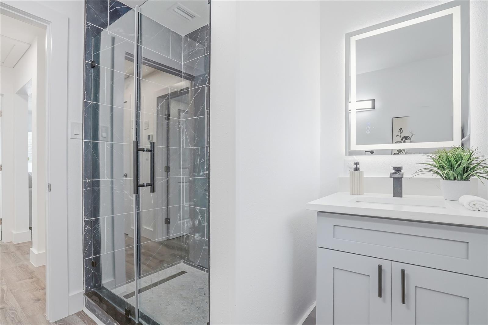 BOARDMAN & GOETZ OF DAVISTA - Residential