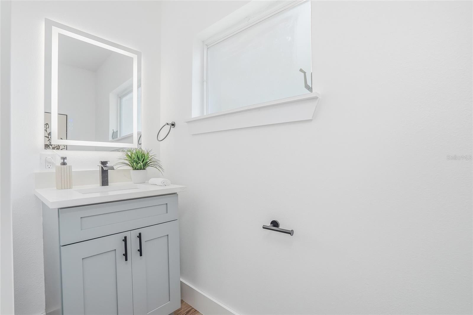 BOARDMAN & GOETZ OF DAVISTA - Residential