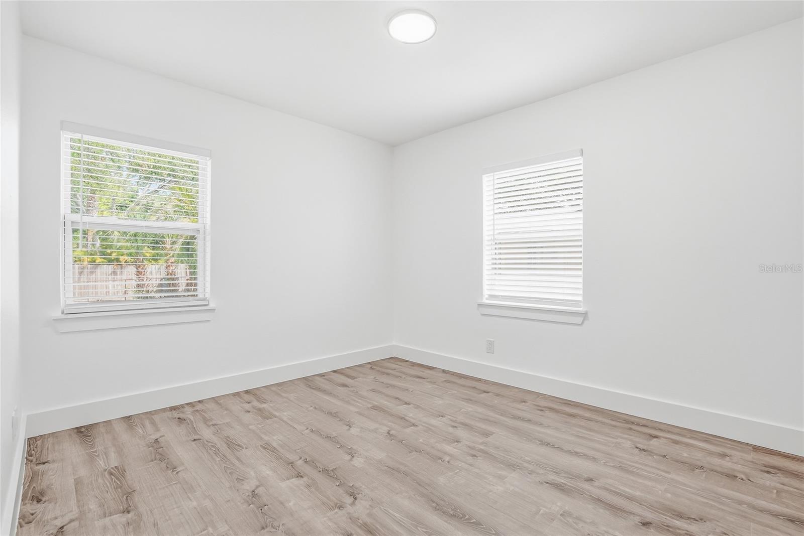 BOARDMAN & GOETZ OF DAVISTA - Residential