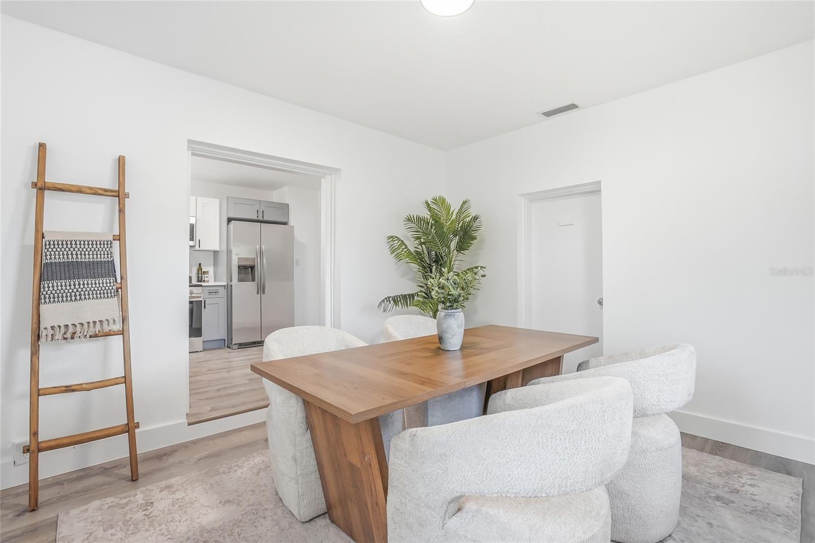 BOARDMAN & GOETZ OF DAVISTA - Residential