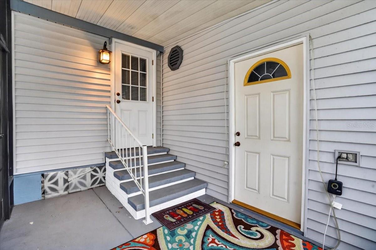 808 53RD AVENUE E 283, BRADENTON, FL, 34203 4 808 53RD AVENUE E 283