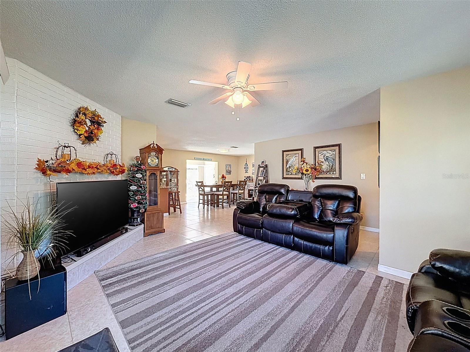 MARTHAS VINEYARD - Residential