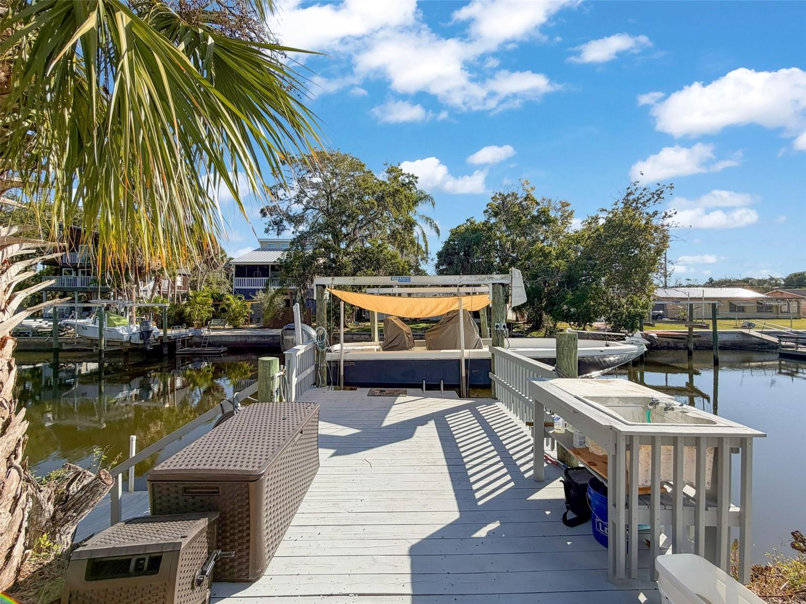 MARTHAS VINEYARD - Residential