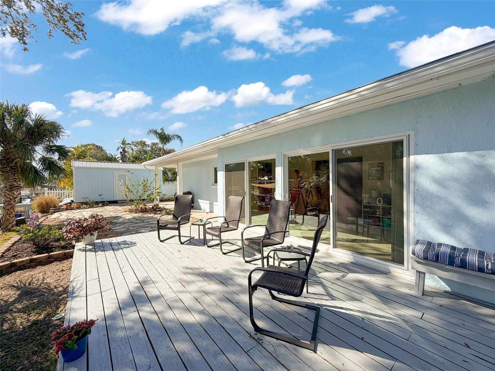 MARTHAS VINEYARD - Residential