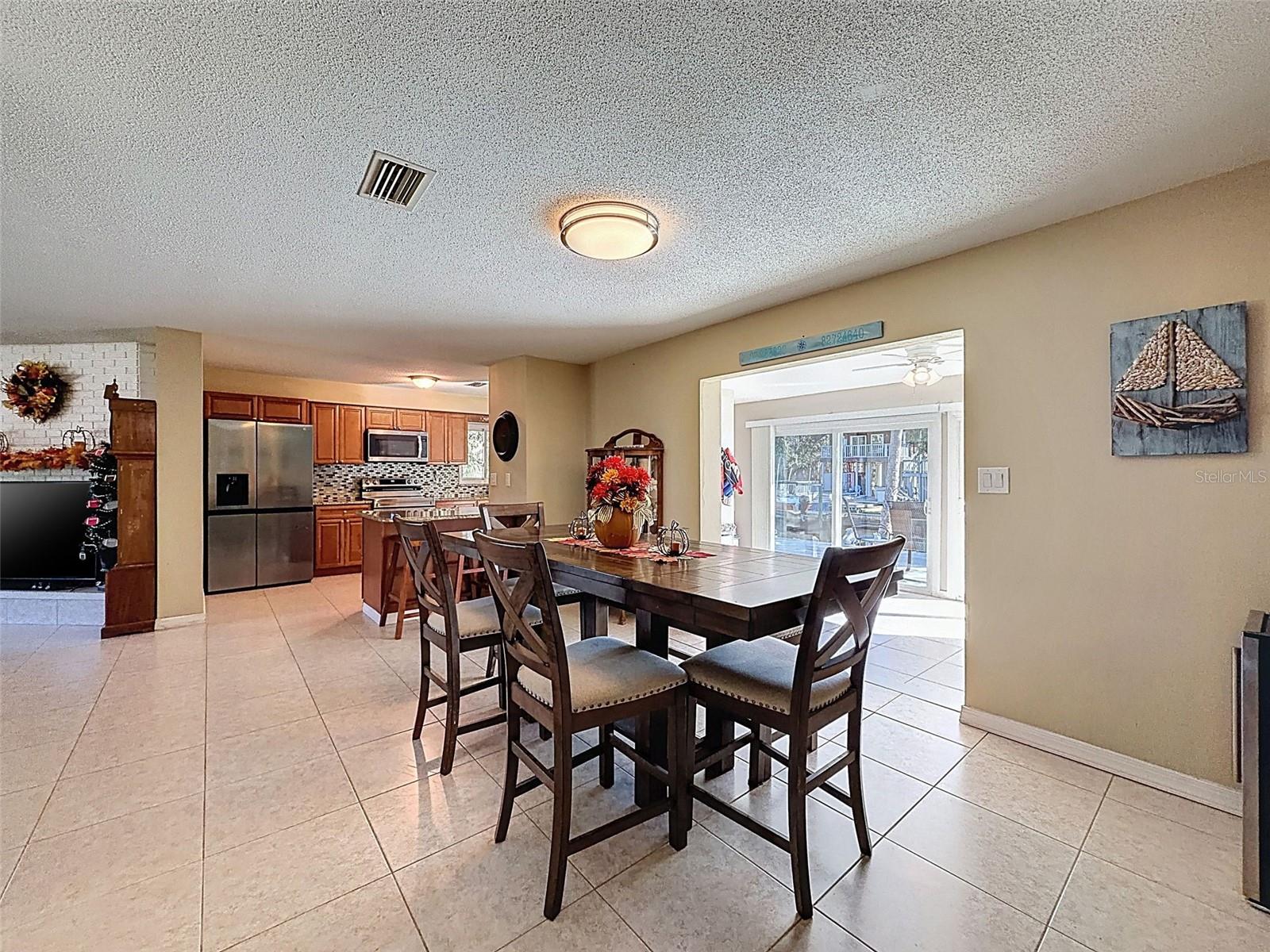 MARTHAS VINEYARD - Residential